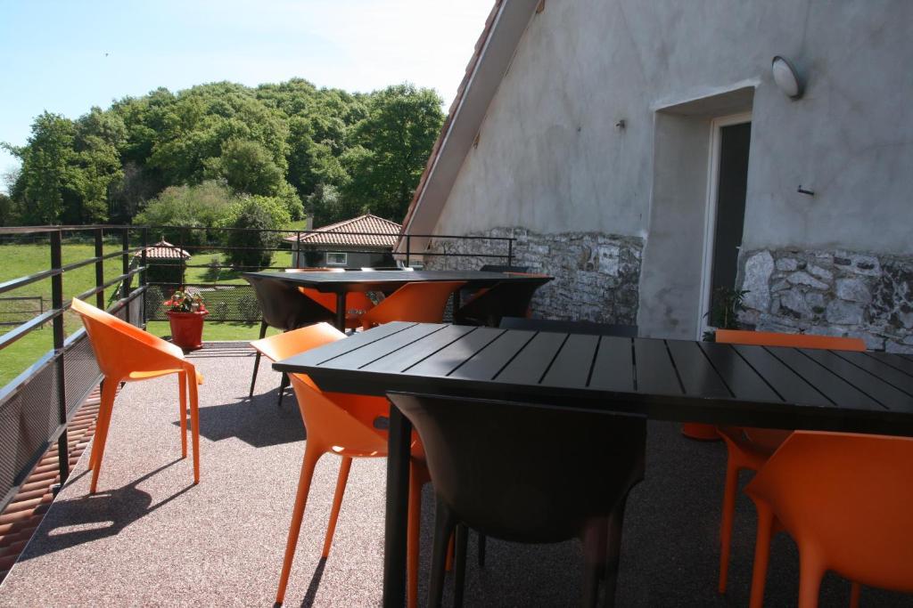 Bed and Breakfast Manoir Théas Barraute-Camu Exterior foto